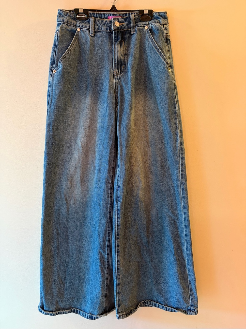 Edikted Ultra Wide-Leg Slouchy Baggy Jeans, women’s Sz XS.
